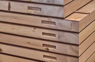 Hojas de puerta apiladas